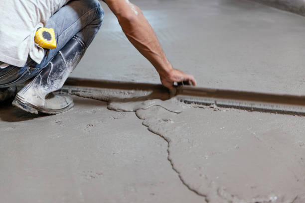Best Concrete Pool Decks in Spearman, TX